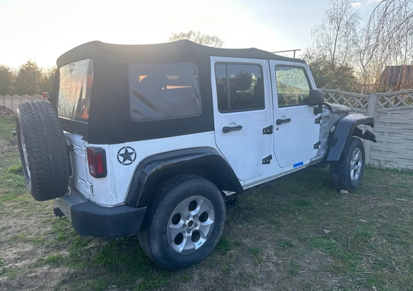 Jeep Wrangler cena 39977 przebieg: 146000, rok produkcji 2015 z Poznań małe 56